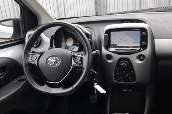 Toyota Aygo 1.0 VVT-i Automaat x-play