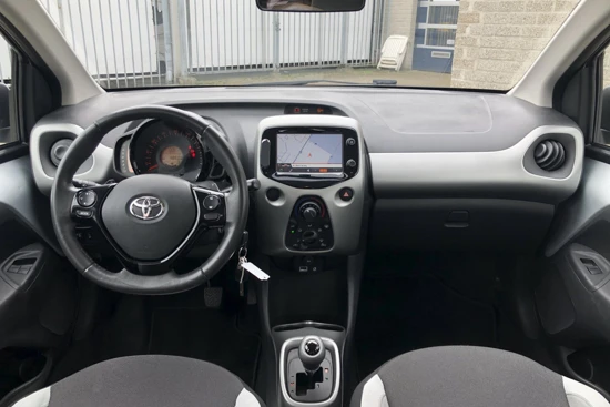 Toyota Aygo 1.0 VVT-i Automaat x-play