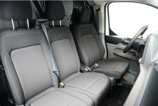 Ford Transit Custom 320 2.0 TDCI L2H1 Trend Automaat | Snel Leverbaar! | Camera |