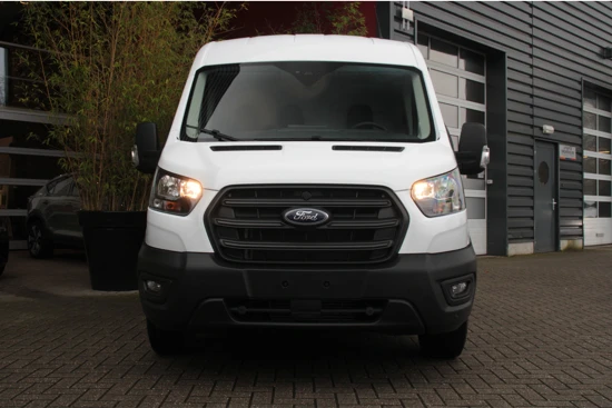 Ford Transit 350 L3H2 Bestelauto Trend E6.2 130pk FWD | 12 inch touchscreen | Trekhaak | Safety & Comfort Pack 1 | Achteruitrijcamera inclusi