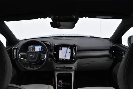 Volvo XC40 T3 Inscription - Pilot Assist - 360cam - Harman/Kardon #ZeerCompleet!