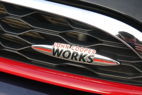 MINI John Cooper Works Chili 2.0 231PK | Automaat | JCW Uitlaat | Panoramadak | Leder | Head-Up Display |