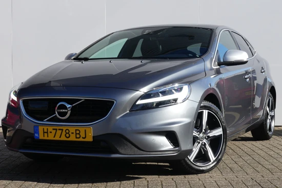 Volvo V40 1.5 T3 Polar+ Sport Automaat | PANORAMADAK | KEYLESS ENTRY/START | STOELVERWARMING | DODEHOEKDETECTIE |