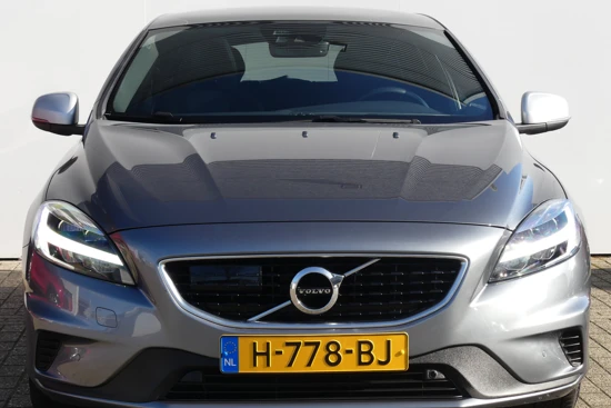 Volvo V40 1.5 T3 Polar+ Sport Automaat | PANORAMADAK | KEYLESS ENTRY/START | STOELVERWARMING | DODEHOEKDETECTIE |