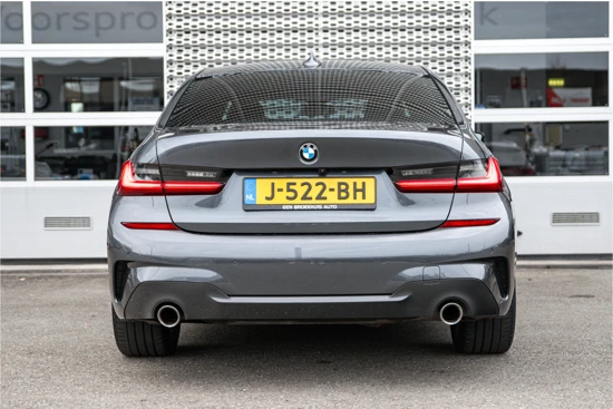 BMW 3 Serie 318i 156pk | M-Sport | Head-up | Camera | Leder |