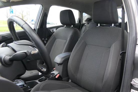 Ford Fiesta 1.0 EcoBoost Automaat Titanium | Cruise Control | Navigatie | Climate Control | Parkeersensoren