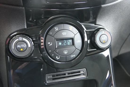 Ford Fiesta 1.0 EcoBoost Automaat Titanium | Cruise Control | Navigatie | Climate Control | Parkeersensoren