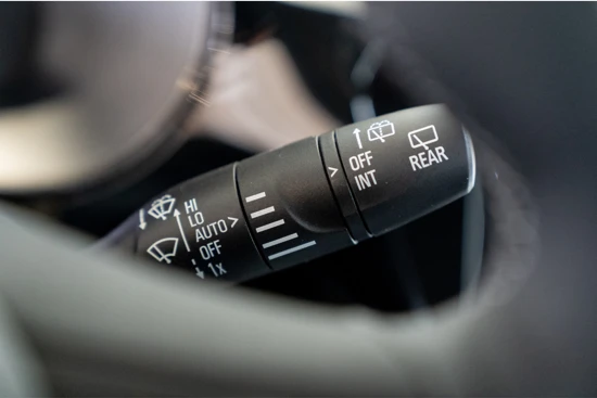 Opel Corsa 1.2 Turbo 100 PK Elegance | Navigatie | Climate Controle | Donker Glas | 1e Eigenaar |