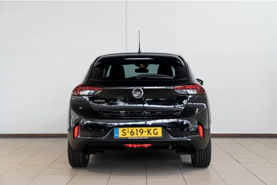 Opel Corsa 1.2 Edition | Parkeersensoren | Donker Glas | Apple Carplay & Android Auto | 1e Eigenaar |