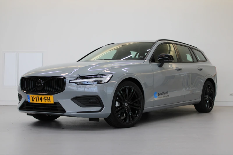 Volvo V60 B3 163PK Essential | Black Pack | Blis | 19'' | Stoelverw | Pilot Assist | Stuurverw