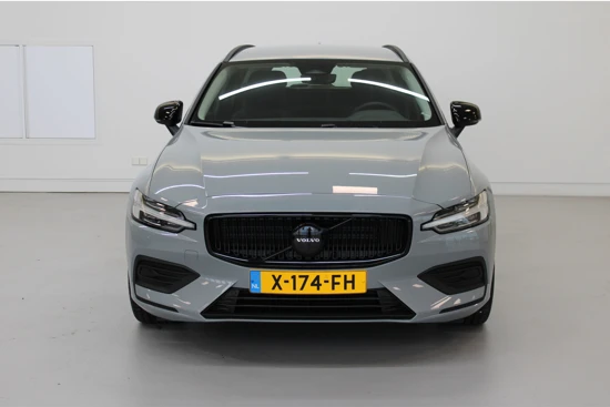 Volvo V60 B3 163PK Essential | Black Pack | Blis | 19'' | Stoelverw | Pilot Assist | Stuurverw