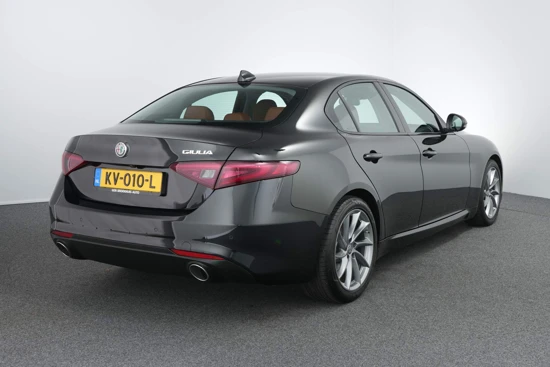 Alfa Romeo Giulia 2.0T Super