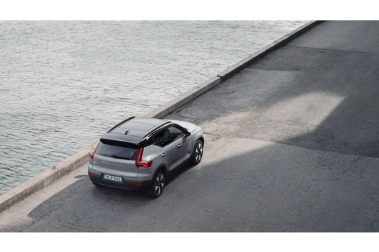 Volvo XC40 Single Motor Extended Range Ultimate 82 kWh | Alcantara | Getint glas |