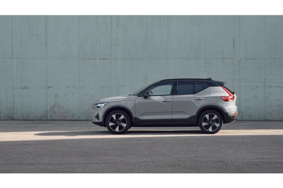 Volvo XC40 Single Motor Extended Range Ultimate 82 kWh | Alcantara | Getint glas |