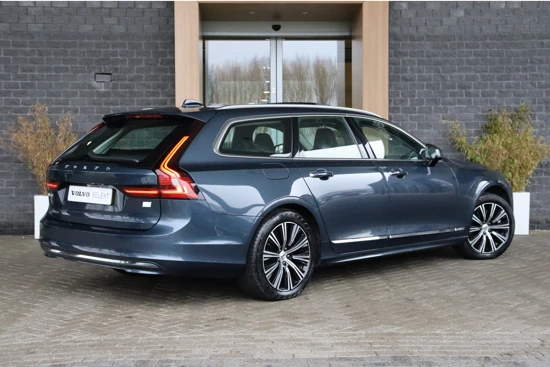 Volvo V90 T6 AWD Recharge Inscription Long Range | Vol! | 360° Camera | Trekhaak | Google | Harman Kardon | Schuifdak | Head-Up Display |