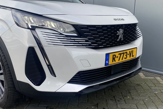 Peugeot 5008 1.2 130pk 7-Zits Allure Automaat | Led | Leder | Camera | Climate | Keyless | NL. Auto | Navigatie | 18" Lichtmetaal | Cruisecon