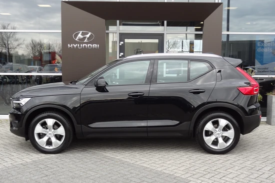 Volvo XC40 1.5 T3 Momentum Pro | TREKHAAK | VOORRUITVERWARMING | CRUISE CONTROL ADAPTIEF | ACHTERUITRIJCAMERA | PARKEERSENSOREN V + A