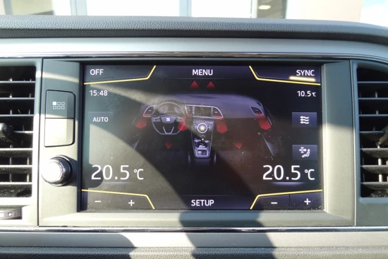 SEAT León ST 1.0 EcoTSI Style Business Intense | NAVIGATIE | PARKEERSENSOREN V + A | CLIMATE CONTROL | CRUISE CONTROL | APPLE CARPLAY & ANDRO