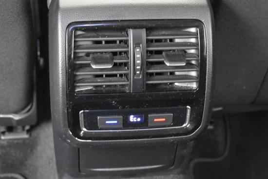 Volkswagen Passat Variant 1.4 TSI 218PK PHEV GTE Business | Achteruitrij Camera | Adaptieve Cruise Control | Stoelverwarming | Stoelmassage | LED