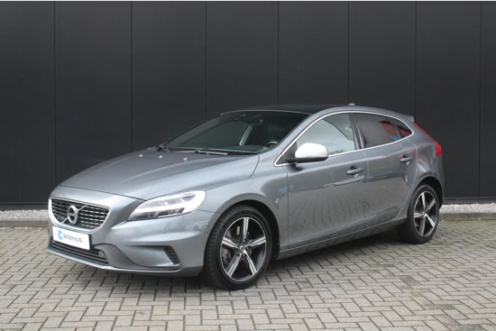 Volvo V40 T3 GT Polar+ Sport | Panoramadak | Camera | Standkachel | Privacy-glass | Keyless