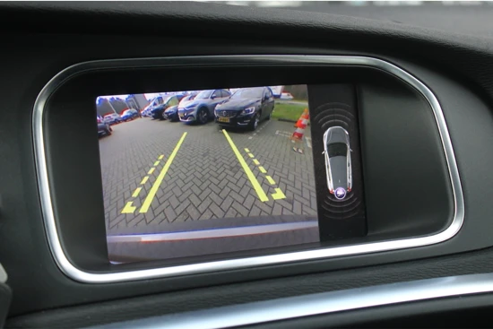 Volvo V40 T3 GT Polar+ Sport | Panoramadak | Camera | Standkachel | Privacy-glass | Keyless