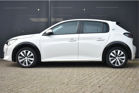 Peugeot e-208 EV Active | €2000 SUBSIDIE!| Navigatie | Parkeersensoren | Keyless-Start | Climate Control | Bluetooth | Apple Carplay | Android