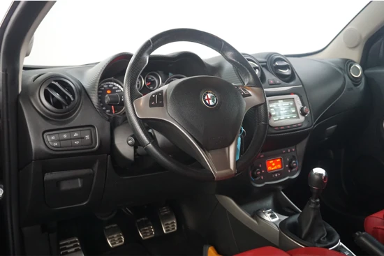 Alfa Romeo MiTo 0.9 TwinAir Exclusive | Cruise | Clima | PDC |