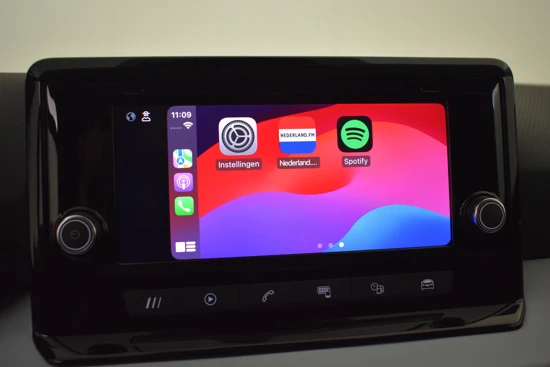 SEAT Arona 1.0 TSI Style DSG 7 110 pk | Bi-Color 18" Lichtmetalen velgen | Wired Carplay NAVI | Privacy Glass