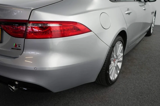 Jaguar XF 3.0 S AWD