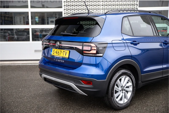 Volkswagen T-Cross 1.0 TSI Life | Navigatie | Carplay | Parkeersensoren | Cruise control adapt.