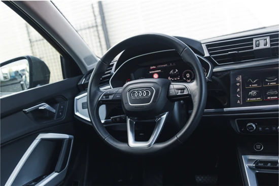 Audi Q3 35 TFSI Advanced edition | S-tronic | Navigatie | Sportstoelen | Trekhaak | Parkeerhulp