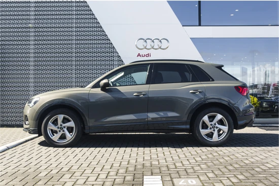 Audi Q3 35 TFSI Advanced edition | S-tronic | Navigatie | Sportstoelen | Trekhaak | Parkeerhulp