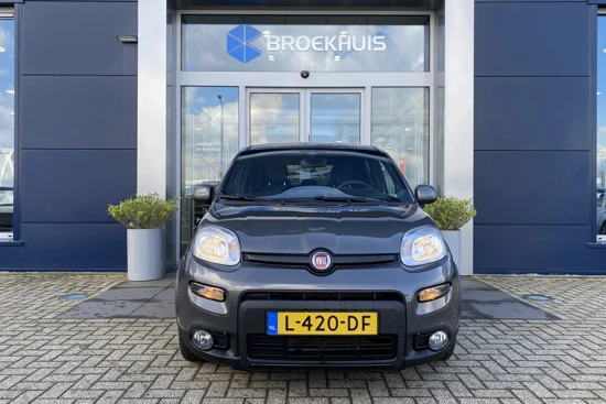 Fiat Panda Sport 1.0 Hybrid 70PK | LMV | Climate Control | Carplay | Sensoren | Trekhaak |