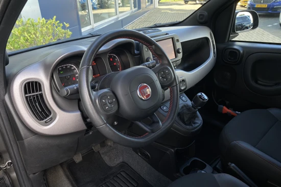 Fiat Panda Sport 1.0 Hybrid 70PK | LMV | Climate Control | Carplay | Sensoren | Trekhaak |