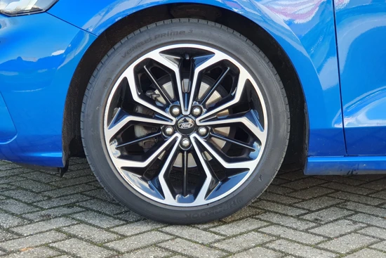 Ford Focus 1.0 EcoBoost ST Line | Keyless | 18 inch | Cruise Control | Navigatie