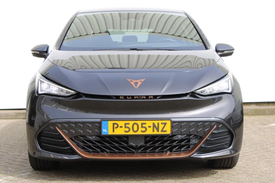 CUPRA Born Copper Edition One 62 kWh | Panorama Dak | Navigatie | Stoel & Stuurverwarming | 20"Lmv | LED