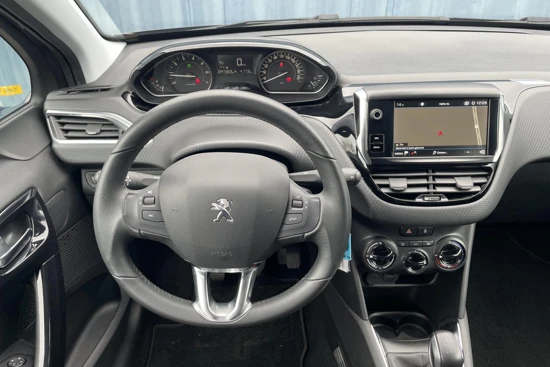 Peugeot 208 1.2 Signature 82PK