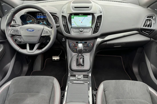 Ford Kuga 1.5EB 182PK AUTOMAAT | VOL! | DEALER ONDERHOUDEN | PANO DAK | TREKHAAK | STOELVERWARMING | 1700KG TREKGEWICHT | ALL SEASON |