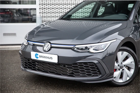 Volkswagen Golf 1.4 245pk PHEV eHybrid GTE | Navigatie | Carplay | Stoel- en stuurverwarming