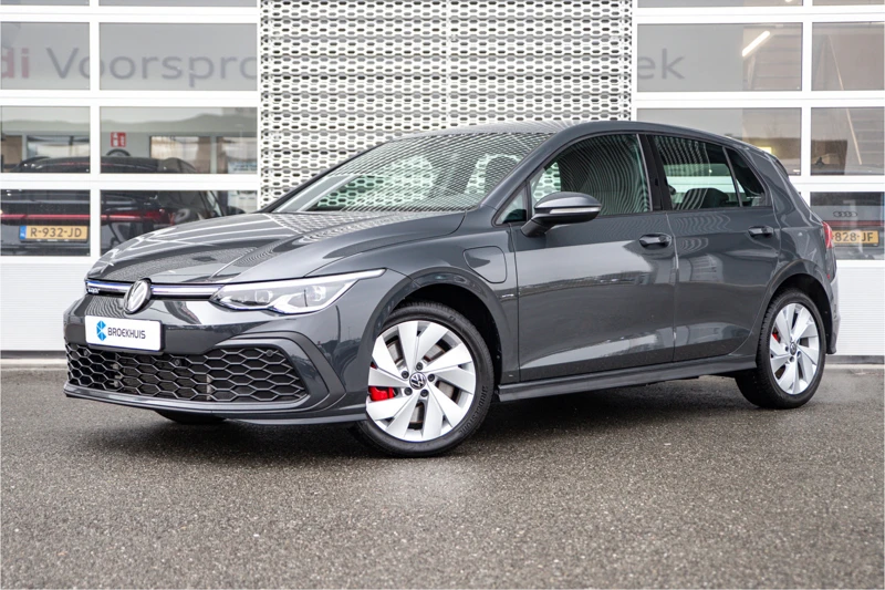 Volkswagen Golf 1.4 245pk PHEV eHybrid GTE | Navigatie | Carplay | Stoel- en stuurverwarming