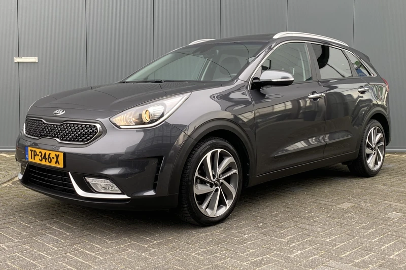 Kia Niro 1.6 GDI 140pk Hybrid Design Edition Automaat | Led | Leder | Camera | NL Auto | Navigatie | 1e Eigenaar | 18" Lichtmetaal | Wint