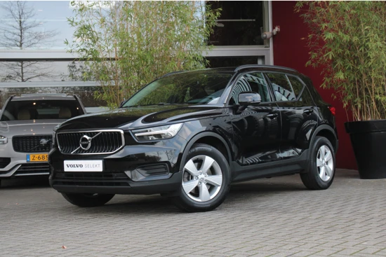 Volvo XC40 T2 Automaat Momentum Core | Park Assist | Navigatie | Bluetooth | fiscaal 41974,00!