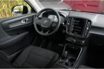 Volvo XC40 T2 Automaat Momentum Core | Park Assist | Navigatie | Bluetooth | fiscaal 41974,00!