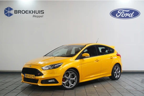 Ford Focus 2.0 ST | Tangerine Scream | Orig. NL | Xenon | Spoiler | BLIS | Stoelverwarming |