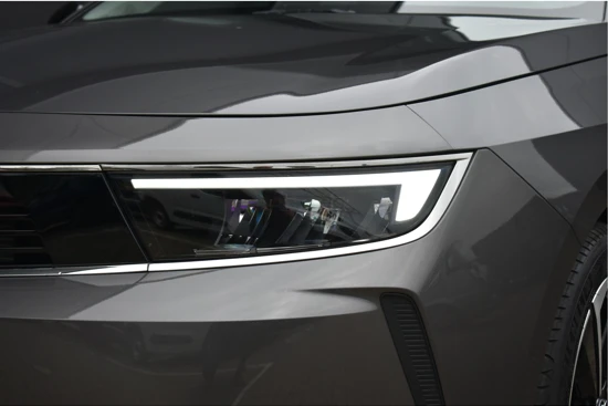 Opel Astra PHEV 1.6 Hybrid Edition 180pk Automaat | Navigatie by App | Climate Control | Full-LED | Parkeersensoren | Nieuwstaat | !!