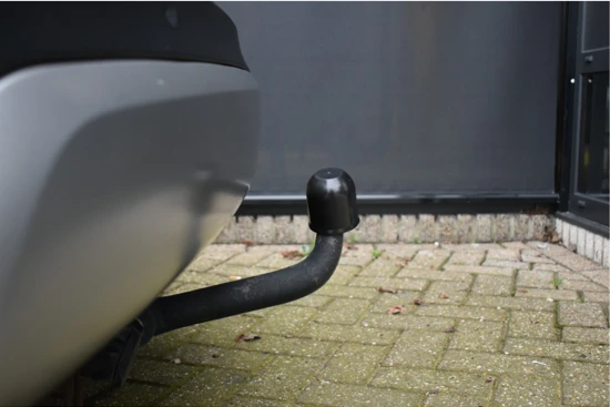 Opel Crossland X 1.2 Turbo Innovation+ 130pk Automaat | Trekhaak | Navigatie | AGR-Comfortstoelen | Dodehoek-Detectie | Keyless-Entry | Climate C