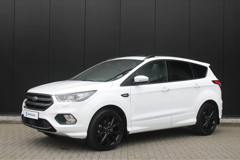 Ford Kuga 1.5 150pk ST Line | PANO-DAK | AFN. TREHAAK | SCHUIFDAK | ADAPTIVE CRUISE | XENON