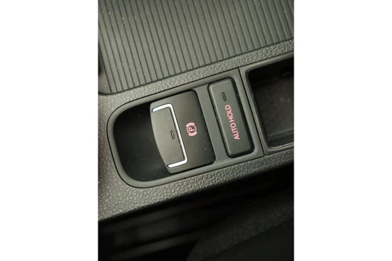 SEAT Alhambra 1.4 TSI FR Business Intense 7p | Dealer Onderhouden! | Open Dak | Xenon | Navi | Camera | Cruise Adaptive | Clima | Stoelverwarm
