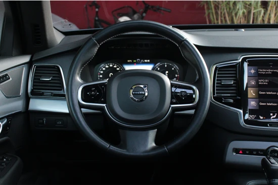 Volvo XC90 2.0 D5 AWD Momentum | Cruise Control | Head-Up Display | Schuifdak | Stoelverwarming | Memory Seat | Adaptieve koplampen