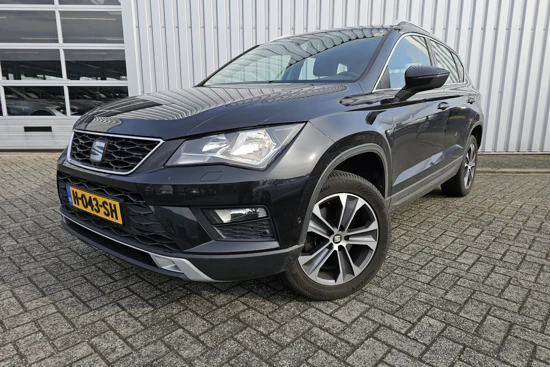 SEAT Ateca 1.4 EcoTSI 150 pk Xcellence | Zwenkbare trekhaak | Voorstoelen verwarmd | Parkeersensoren v+a | LED dagrijverlichting | Navigati